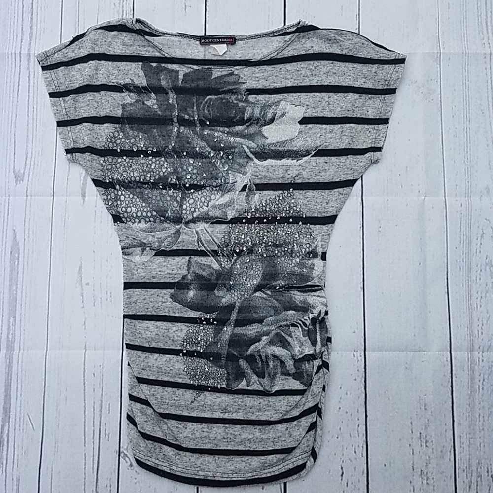 Body Central Short Sleeve Top